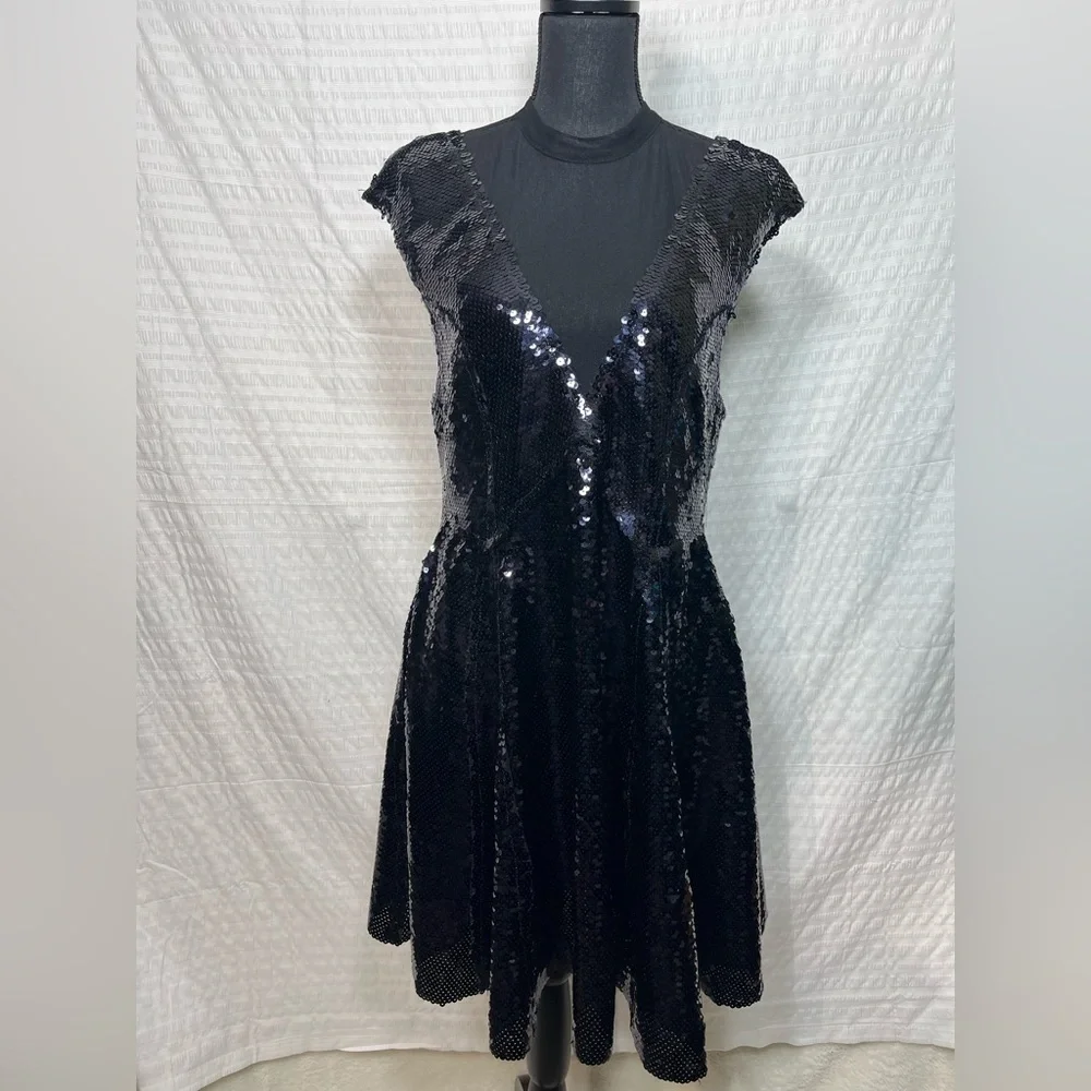 Free people women’s Dance Till Dawn sequins mini black dress size large